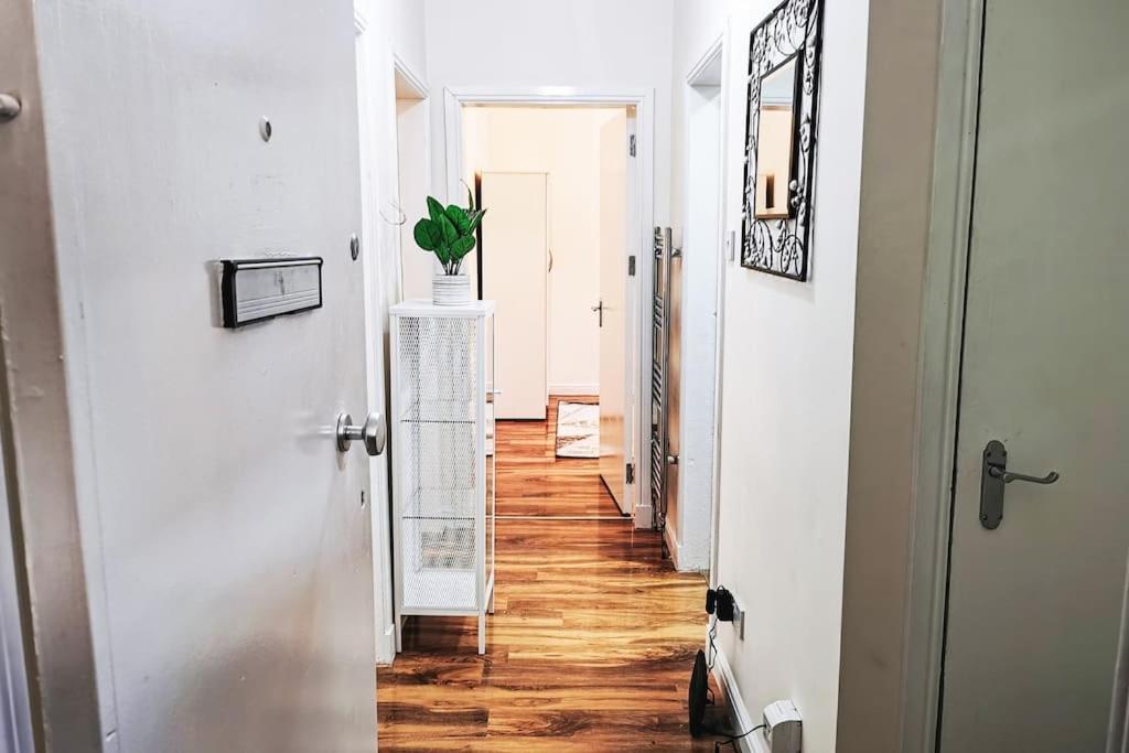 Glasgow Southside: Cosy 2 Bedroom Apartment Eksteriør bilde